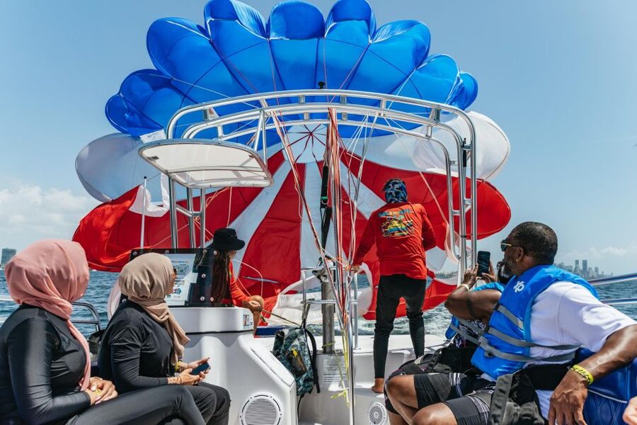 Miami: Parasailing Experience in Biscayne Bay - What 400 feet above Biscayne Bay feels like