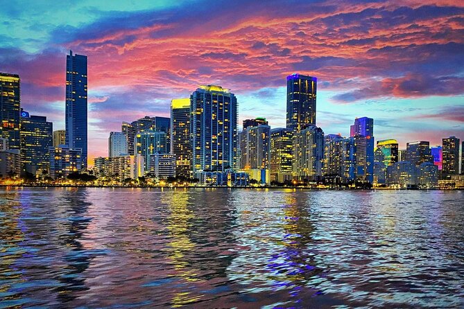 Miami Private Boat Cruise & Tour with a Captain - What the boat includes