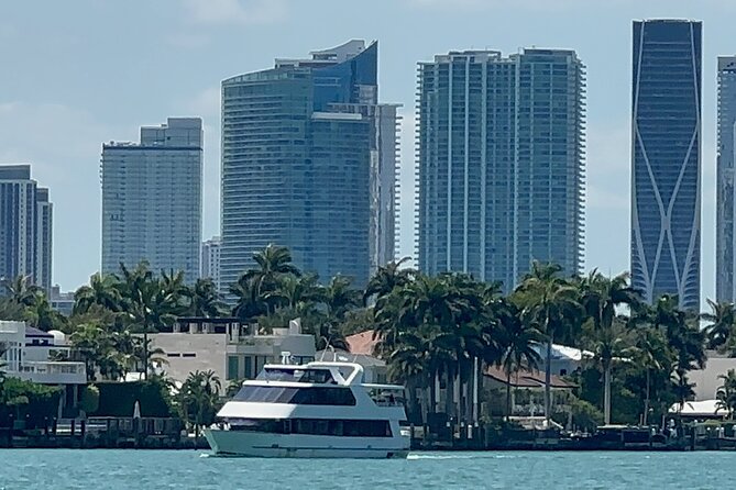 Miami Skyline Boat Cruise Past Millionaire's Homes Optional Stop - Leaving Bayside Marketplace Near the Hard Rock Cafe