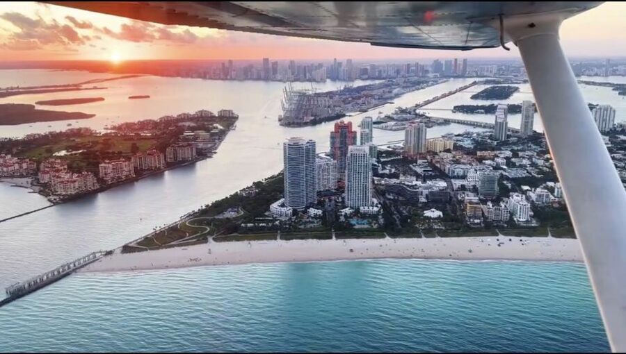 Miami: South Beach Private 50-Minute Private Flight Tour - Venetian, Star, and Palm Islands From Above