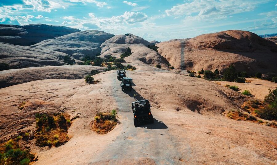 Moab: Hell's Revenge UTV 4x4 Guided Adventure - What the guide adds to the experience