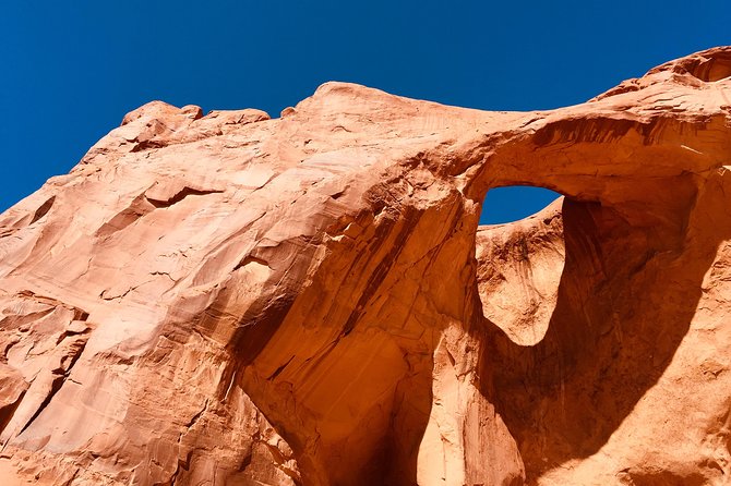 Monument Valley Extended Backcountry Tour - Big Hogan, music, and the park’s natural theater