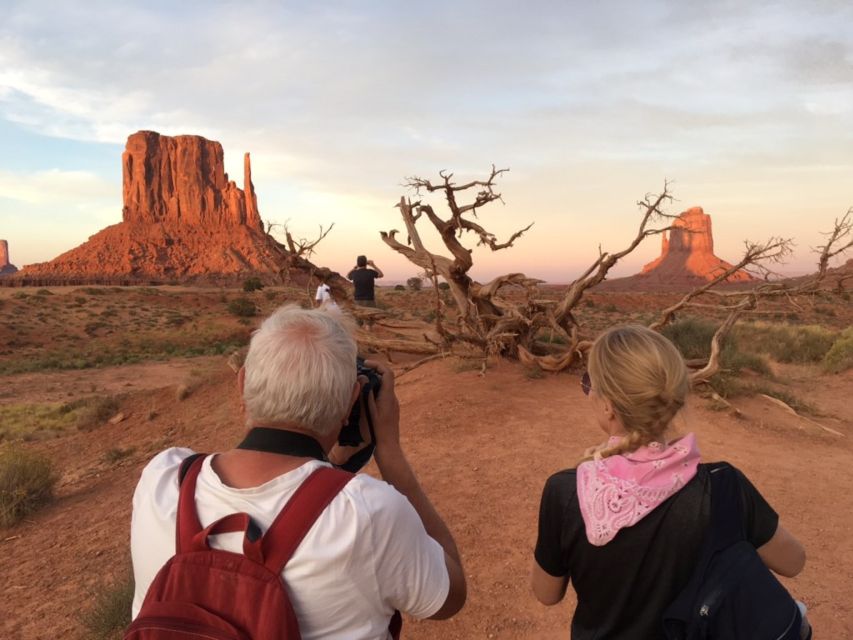 Monument Valley: Highlights Tour with Backcountry Access - Anasazi Ruins and the human story of the valley