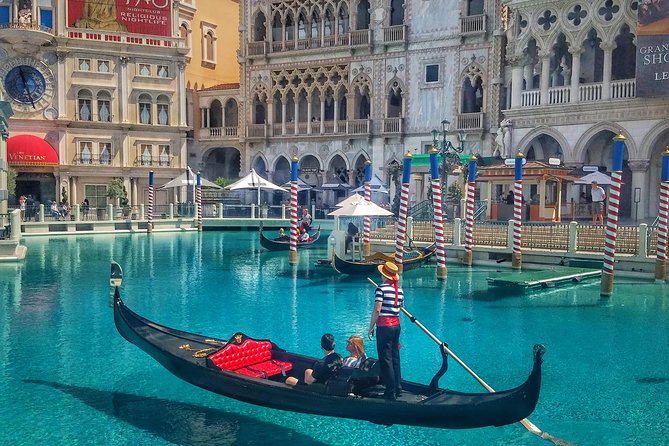 Must-See Spots Vegas Strip Walking Tour - The LINQ and O’Sheas: food, rides, and casual Vegas
