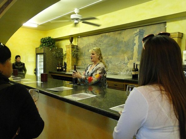 Napa Valley Daily Join In Group Wineries Tour Including Lunch - What the $124.99 price really covers