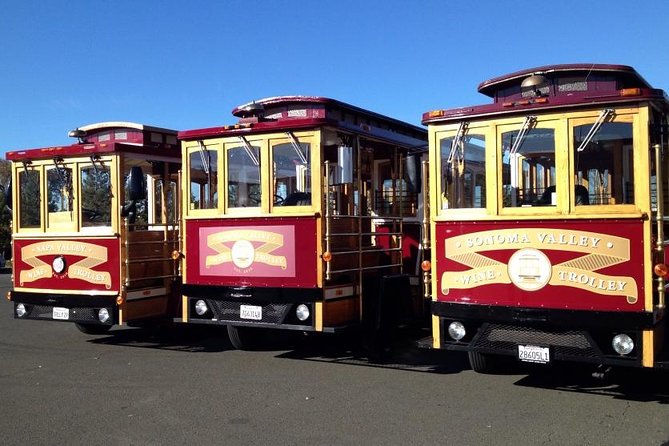 Napa Valley Wine Trolley Classic Tour - The guide shapes the whole six-hour day