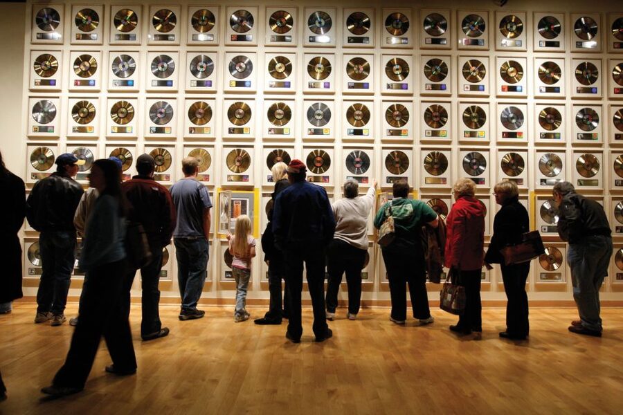 Nashville: Country Music Hall of Fame and Museum - Trace the music from early performers to today