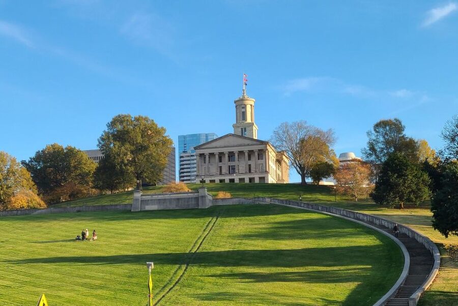 Nashville: Hop-on Hop-off Trolley Tour - What the guides add to the ride