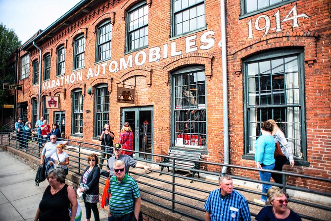 Nashville Hop On Hop Off Trolley Tour - Stops 11 to 13: Music, markets, and Capitol View