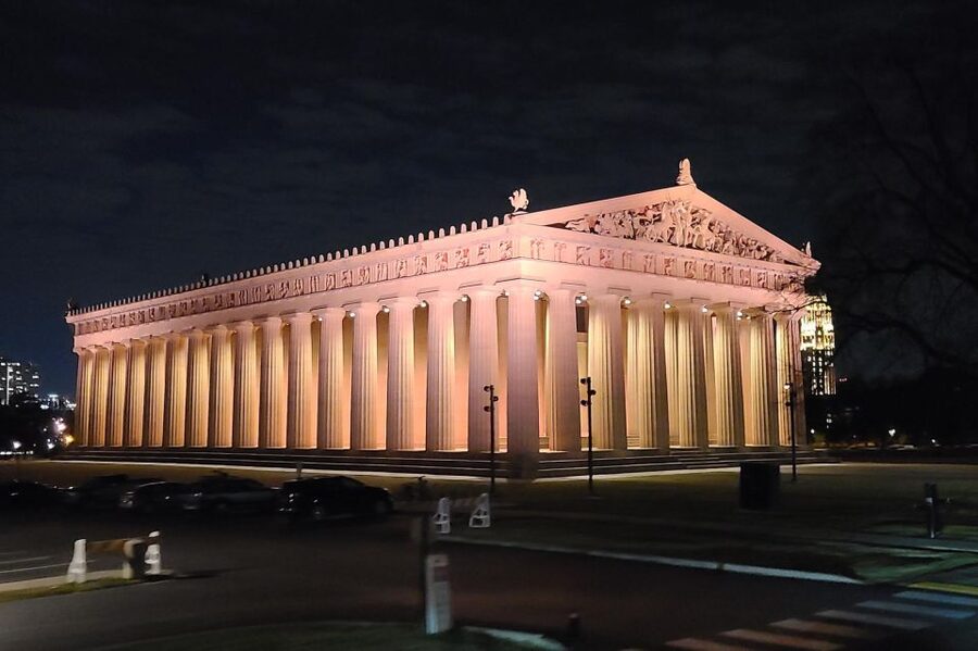 Nashville: Music City Nighttime Trolley Tour - The guide and driver matter more than the trolley