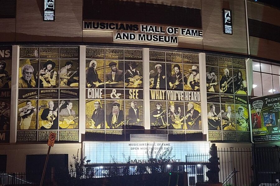 Nashville: Music City Nighttime Trolley Tour - Who will enjoy this most