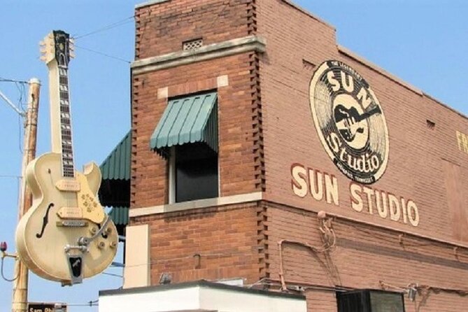 Nashville to Memphis Daytrip with Graceland VIP Tour and Sun Studio Admission - One hour on Beale Street