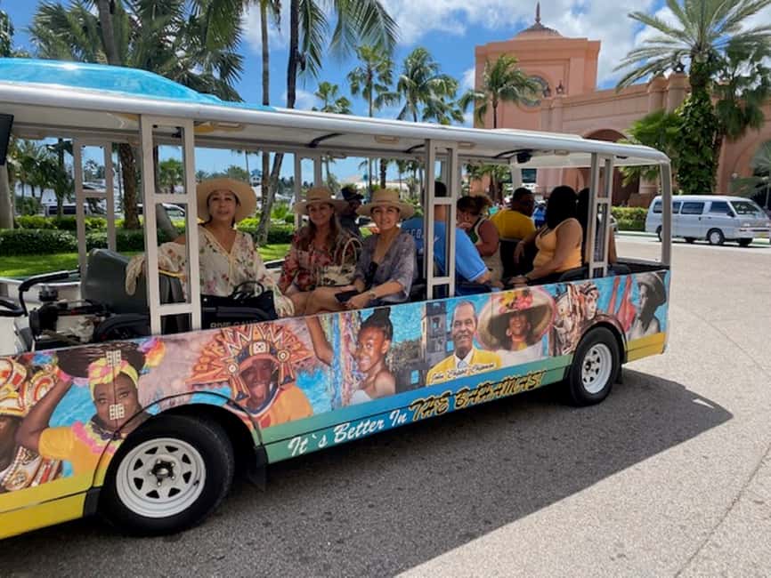 Nassau: Bahamas Culture Tour with Electric Trolley and Water - Rum cake and a taste of Bahamian flavor