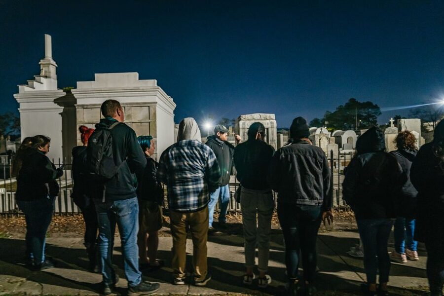 New Orleans: Cemetery Bus Tour At Dark with Exclusive Access - What the guides do best