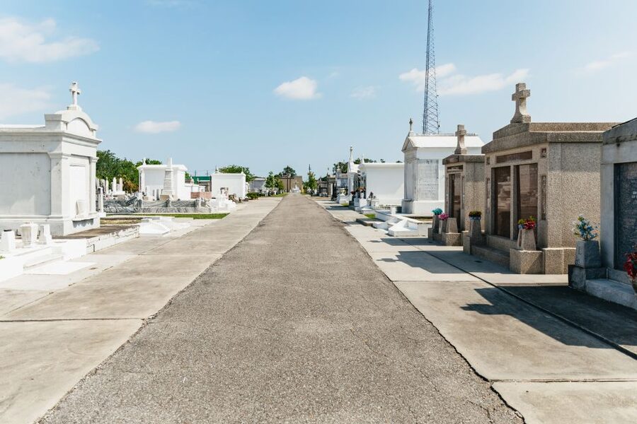 New Orleans: Cemetery Tour - Stories of New Orleans personalities