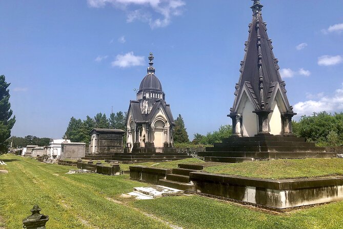 New Orleans Cemetery Walking Tour - What the two hours feel like