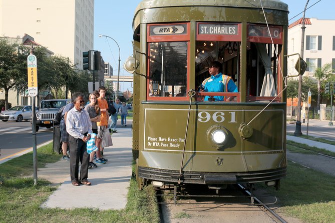 New Orleans City Sightseeing Hop-On Hop-Off Bus Tour - Why this bus tour works well in New Orleans