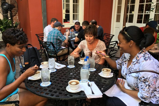 New Orleans Food Walking Tour of the French Quarter with Small-Group Option - Main dishes with enough food to count as lunch