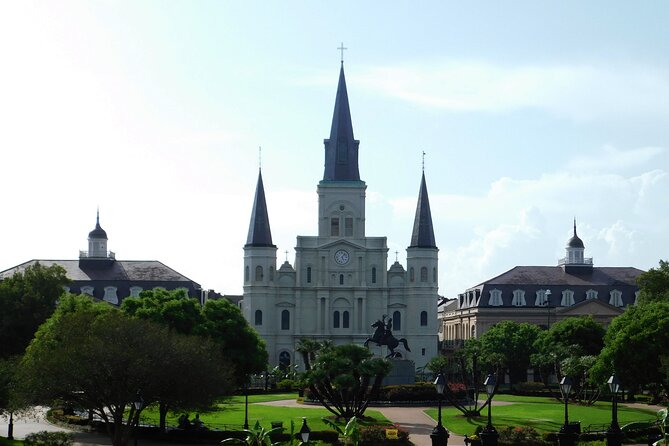 New Orleans French Quarter, Voodoo and Culture Walking Tour - Voodoo Authentica and the story of Marie Laveau