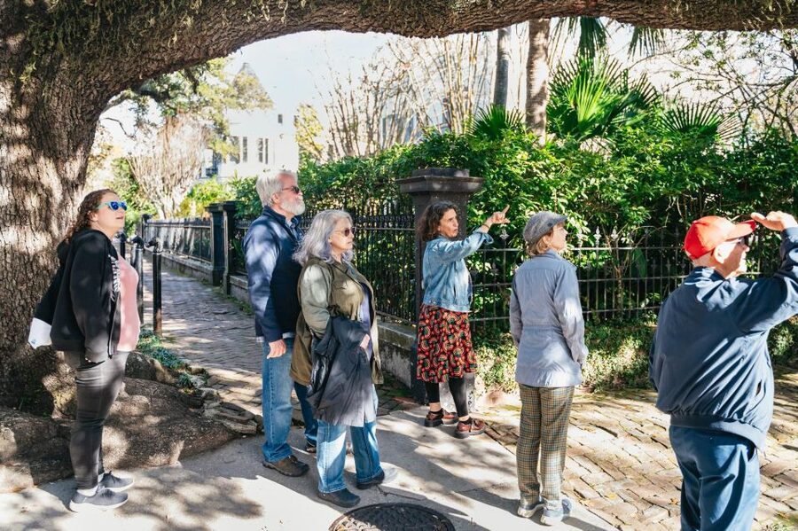 New Orleans: Garden District Guided Walking Tour - Ending near Magazine Street