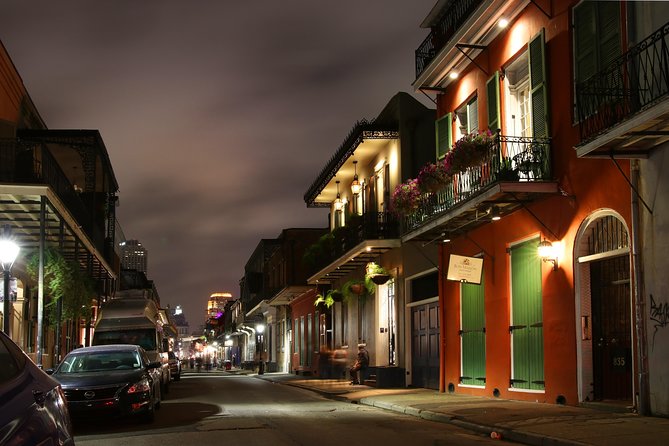 New Orleans Ghost Tour: Go Inside a Haunted Location - A ghost walk with a real indoor stop