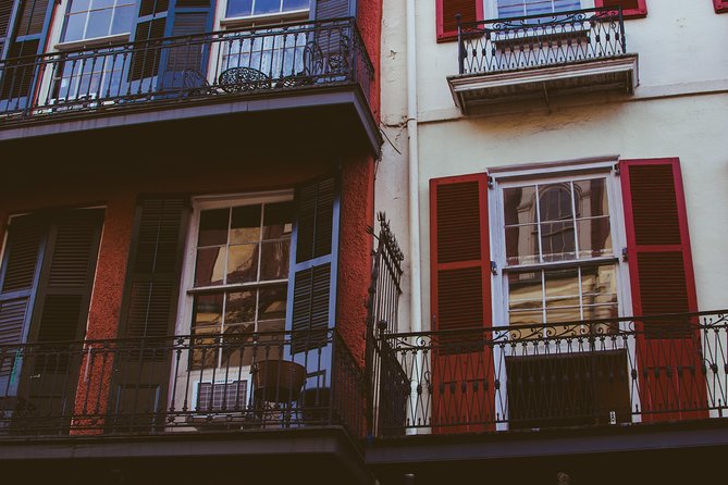 New Orleans Ghost Tour: Go Inside a Haunted Location - Place d’Armes Hotel and the value of a courtyard
