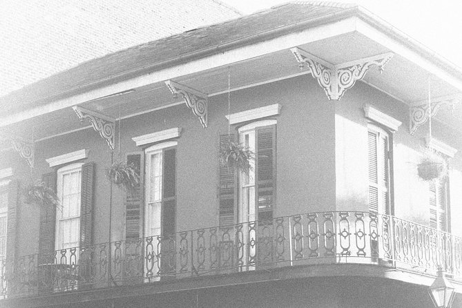 New Orleans Ghost Tour: Go Inside a Haunted Location - A history tour with a supernatural edge