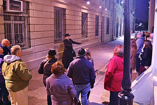New Orleans Ghost, Vampire, Witch, Voodoo, and Mystery Tour - Pirates, a church, and an uneasy side alley