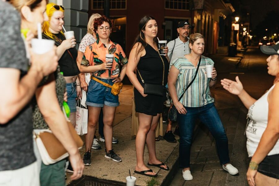 New Orleans: Haunted Pub Crawl - The guide is the main attraction