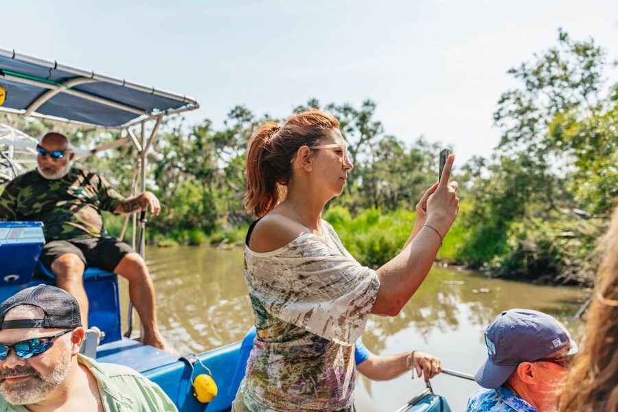 New Orleans: High Speed 9 Passenger Airboat Tour - What the 105-minute airboat ride feels like