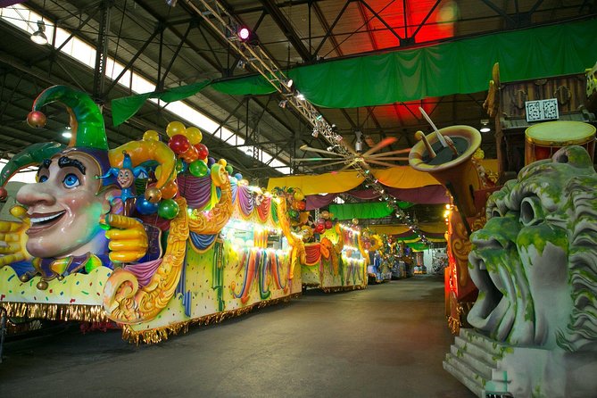 New Orleans Mardi Gras World Behind-the-Scenes Tour - Watching artists build the next parade
