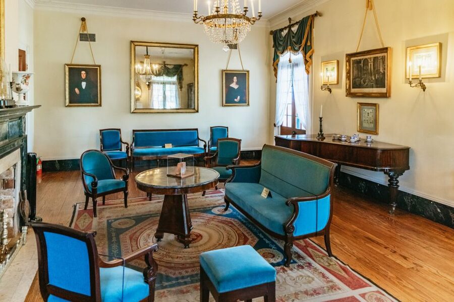New Orleans: Oak Alley Plantation & Airboat Swamp Combo Tour - Key points to know before booking