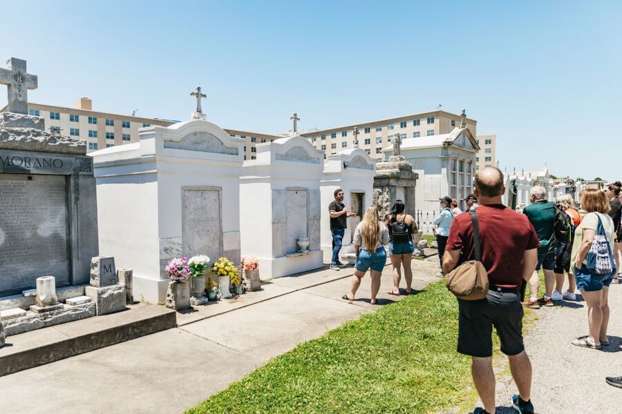 New Orleans: Sightseeing Bus Tour - Starting near Jackson Square and the French Quarter