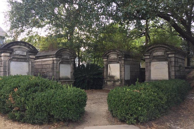New Orleans Small-Group Garden District Walking Tour - Why the Garden District deserves a walking tour