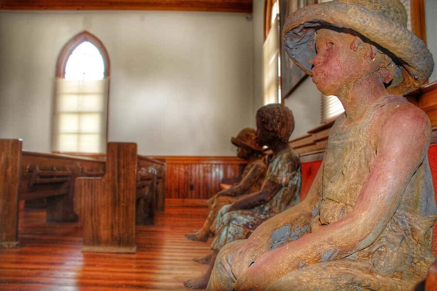 New Orleans: Whitney Plantation Tour with Transportation - Who Should Book This Whitney Plantation Visit?