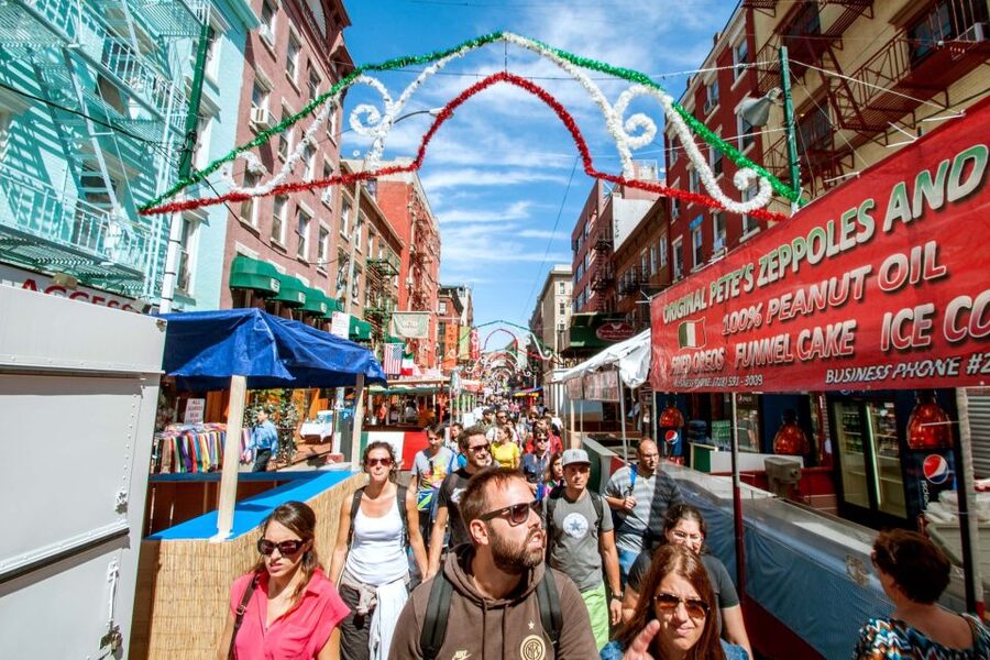 New York City: Bus Tour from Manhattan - Wall Street, Battery Park, and the Statue of Liberty