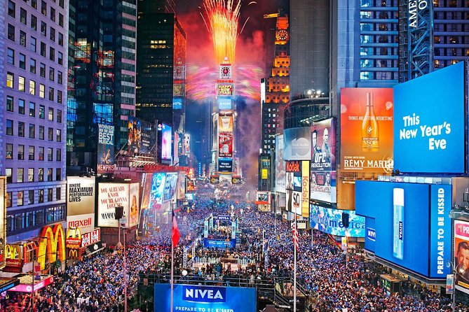 New York City Holiday Lights Tour - What this New York night tour really delivers