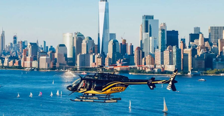 New York City: Manhattan Helicopter Tour - Meeting Lady Liberty from the air