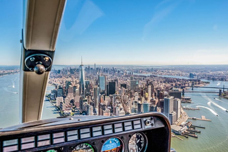 New York City: Manhattan Helicopter Tour - Daylight, sunset, or city lights