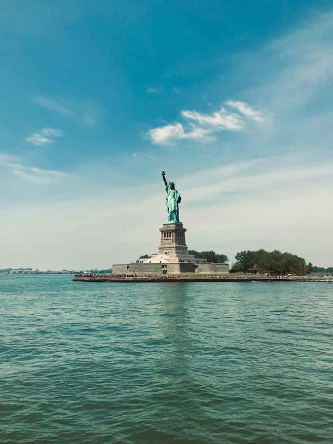 New York City: Statue of Liberty & Ellis Island Guided Tour - Key points to know before booking