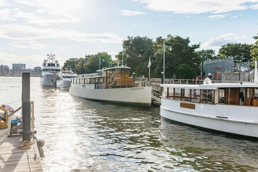 New York City: Sunset Yacht Cruise - A Sunset Cruise With a Front-Row Seat to New York