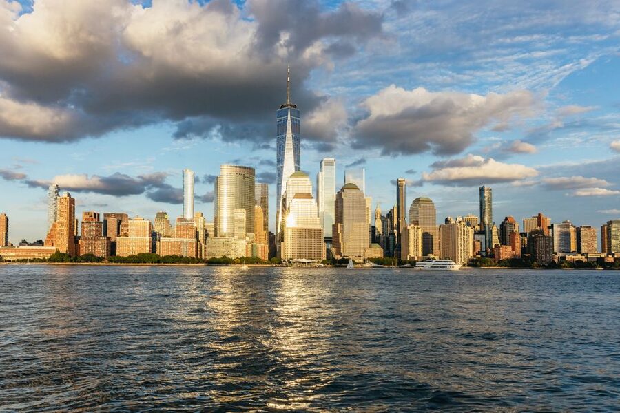 New York City: Sunset Yacht Cruise - Governor’s Island and the Approach to Lady Liberty