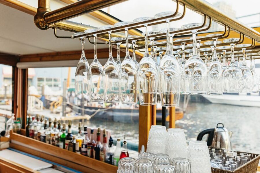 New York City: Sunset Yacht Cruise - Brooklyn Bridge and the City After Dark