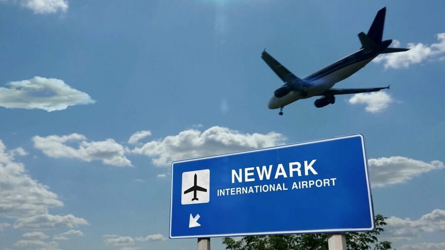 New York Manhattan:JFK EWR LGA Private Hotel Transfer - A private landing in New York