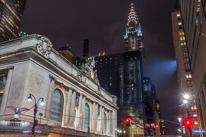 New York Night Tour: Open Top Bus Tour by TopView® - Delays, boarding, and the value of a fixed departure