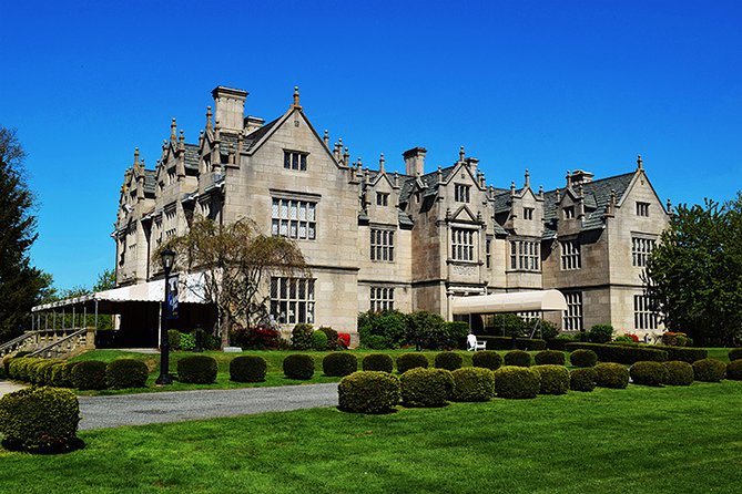Newport Gilded Age Mansions Trolley Tour with Breakers Admission - Fort Adams and the Bennington Overlook