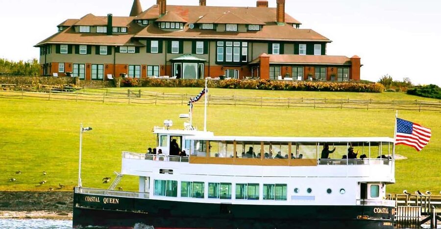 Newport, Rhode Island: Scenic Narragansett Bay Cruise - Mansions from Their Water Side