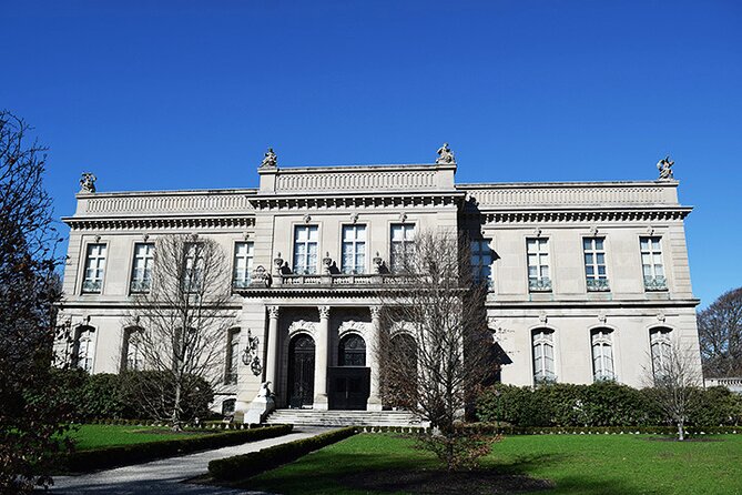 Newport RI Mansions Scenic Trolley Tour (Ages 8+ only) - Marble House and Alva Vanderbilt’s campaign