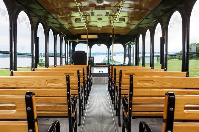Newport Trolley Tour with Breakers Mansion - Viking Tours - Why this trolley and mansion pairing works