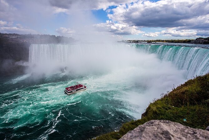Niagara Falls 1 Day Tour from NYC with Maid of the Mist Boat Ride - Terrapin Point and the broad Horseshoe Falls view